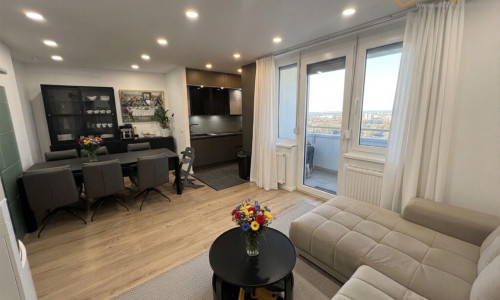 Helle, modernisierte 3-Zimmer-Wohnung mit Loggia, Parkplatz und hochwertiger Ausstattung in Marchtrenk
