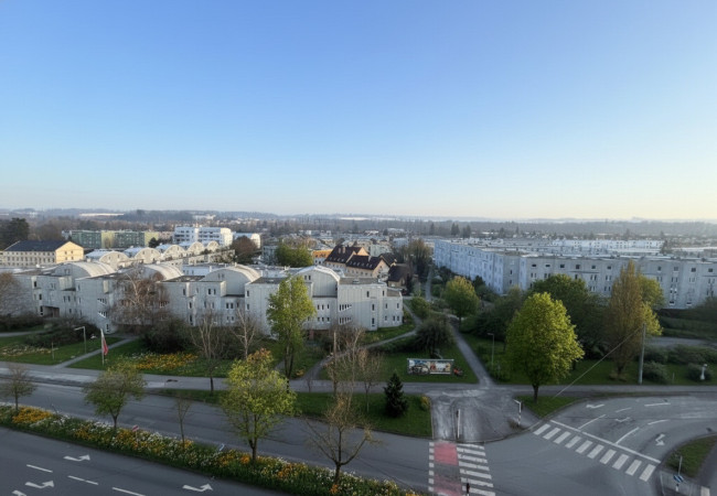 Panoramawohnung in Linz‑ Kleinmünchen, 2 Loggien, Lift & Garage und eine Aussicht, die man selten bekommt