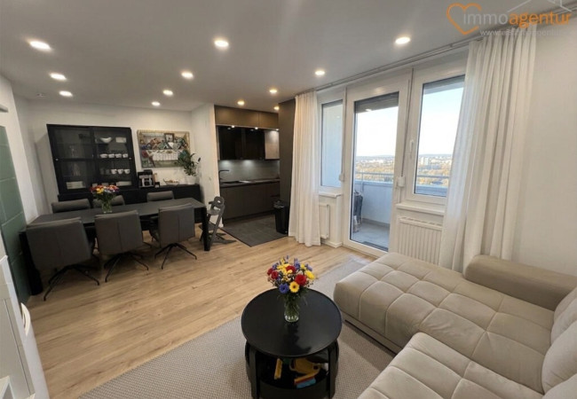 Helle, modernisierte 3-Zimmer-Wohnung mit Loggia, Parkplatz und hochwertiger Ausstattung in Marchtrenk