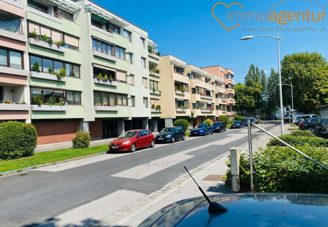 Südseitige 4-Zimmer-Wohnung mit Loggia & Tiefgaragenplatz in Linz