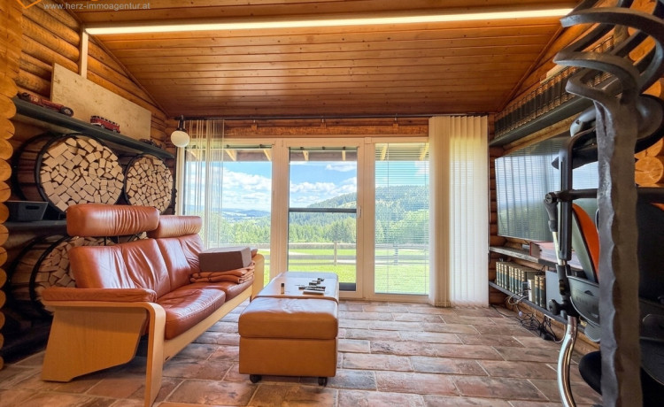 Fernblick, Quellwasser & Wohnqualität – 2025 vollständig generalsanierter, vollunterkellerter Bungalow in Eidenberg nahe Linz
